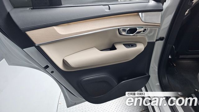 Volvo XC90 (II) T8 Ultra Dark Hybrid 2026 — фото 25