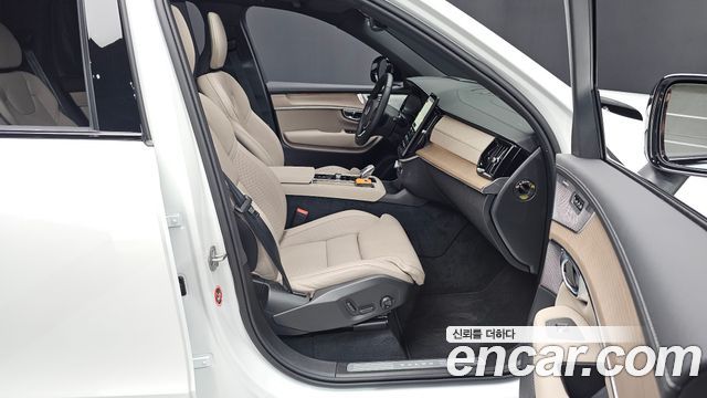 Volvo XC90 (II) T8 Ultra Dark Hybrid 2026 — фото 26