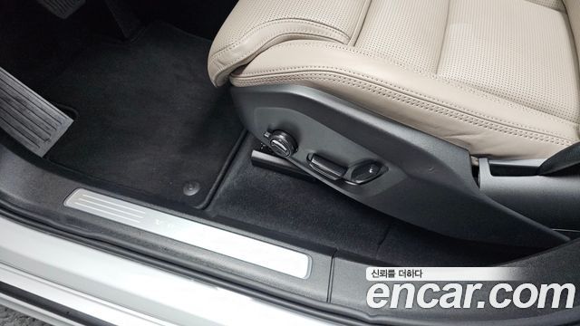 Volvo XC90 (II) T8 Ultra Dark Hybrid 2026 — фото 33