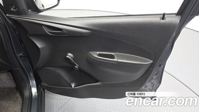 Chevrolet Spark LS Basic 2019 — фото 24