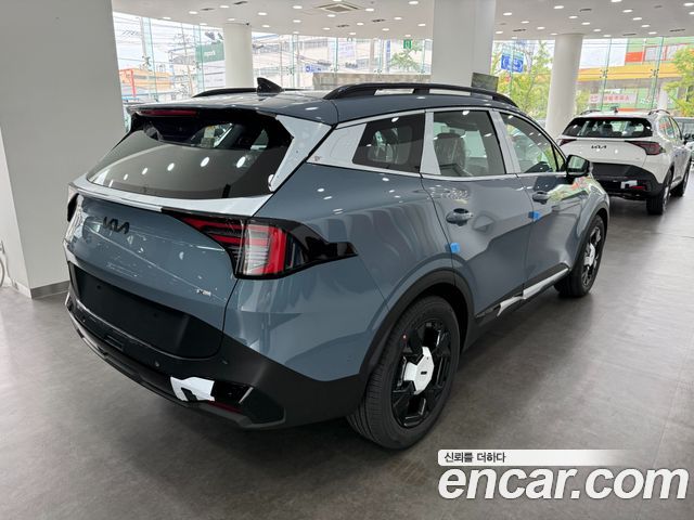Kia Sportage (V) Gasoline 1.6 Turbo 2WD Signature X Line 2026 — фото 2