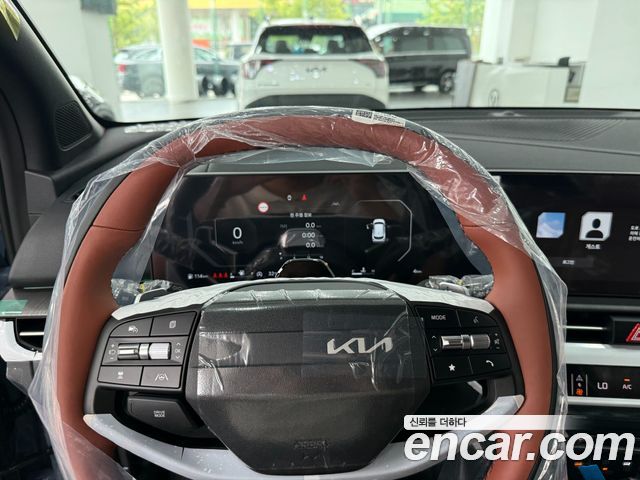 Kia Sportage (V) Gasoline 1.6 Turbo 2WD Signature X Line 2026 — фото 8