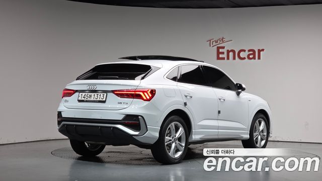 Audi Q3 (F3) 35 TDI Premium Sportback 2023 — фото 2