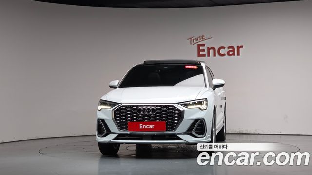 Audi Q3 (F3) 35 TDI Premium Sportback 2023 — фото 3