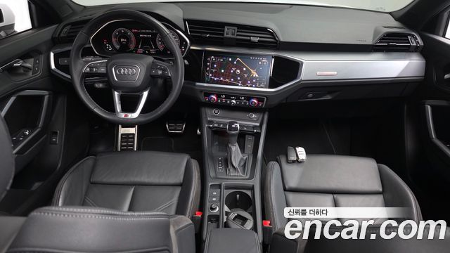 Audi Q3 (F3) 35 TDI Premium Sportback 2023 — фото 7