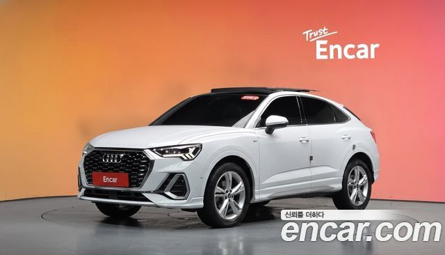 Audi Q3 (F3) 35 TDI Premium Sportback