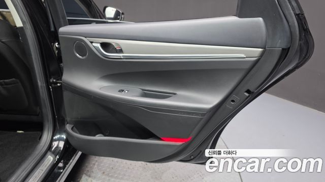 Hyundai Grandeur (IG) 3.0 LPi Rent Car Modern 2022 — фото 25