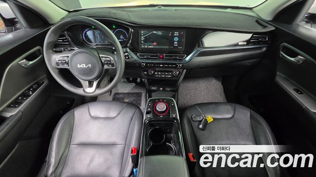 Kia Niro Plus Light (Taxi Trim) 2024 — фото 7