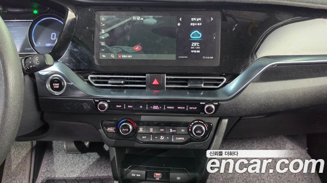 Kia Niro Plus Light (Taxi Trim) 2024 — фото 12
