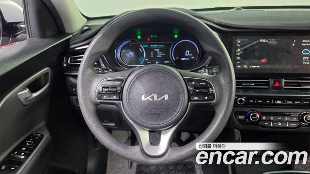 Kia Niro Plus Light (Taxi Trim) 2024 — фото 13