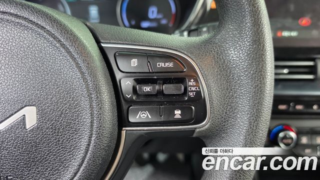 Kia Niro Plus Light (Taxi Trim) 2024 — фото 15