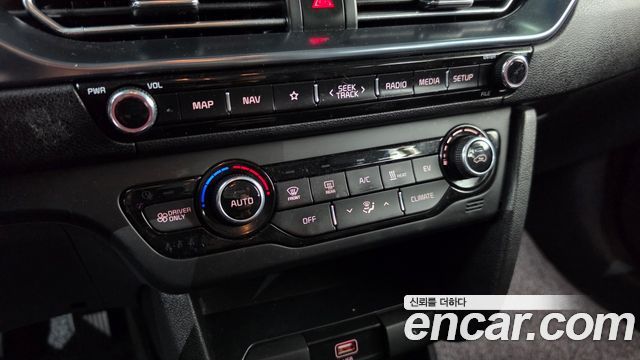 Kia Niro Plus Light (Taxi Trim) 2024 — фото 31