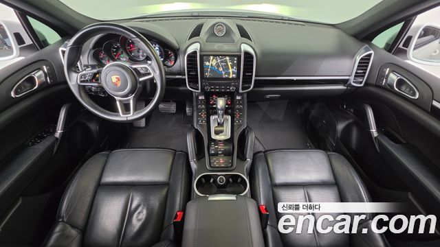 Porsche Cayenne 3.0 Diesel Platium Edition 958 2017 — фото 7