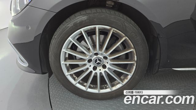 Mercedes-Benz E-Class (W213) E250 Exclusive 2023 — фото 5