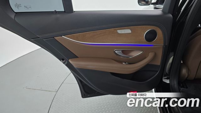 Mercedes-Benz E-Class (W213) E250 Exclusive 2023 — фото 25