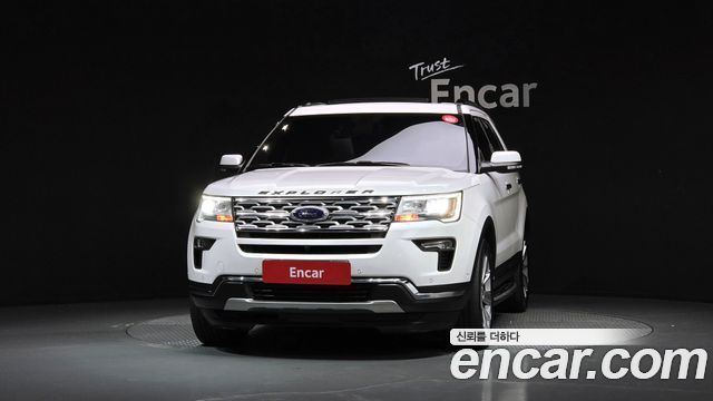 Ford Explorer 2.3 Limited 4WD 5th 2019 — фото 3