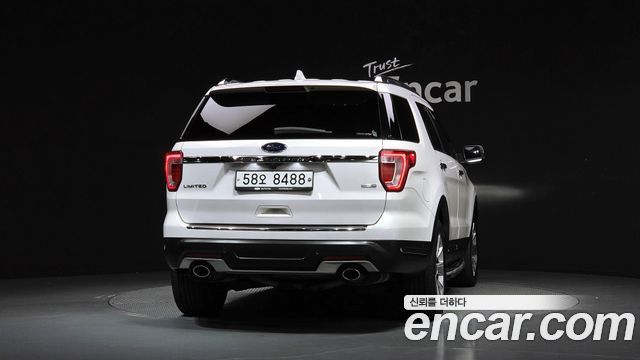 Ford Explorer 2.3 Limited 4WD 5th 2019 — фото 4