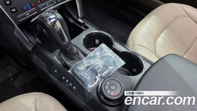 Ford Explorer 2.3 Limited 4WD 5th 2019 — фото 9