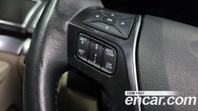 Ford Explorer 2.3 Limited 4WD 5th 2019 — фото 15