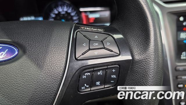 Ford Explorer 2.3 Limited 4WD 5th 2019 — фото 34