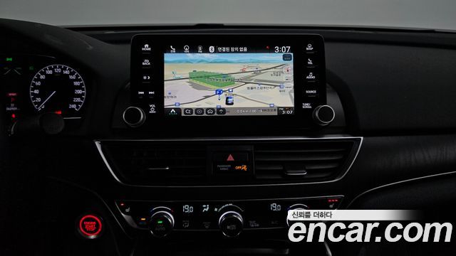 Honda Accord (X) 1.5 Turbo 2020 — фото 14