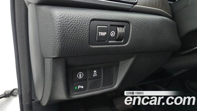 Honda Accord (X) 1.5 Turbo 2020 — фото 17