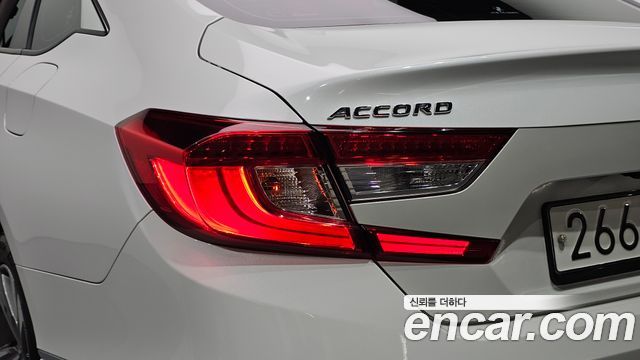 Honda Accord (X) 1.5 Turbo 2020 — фото 23