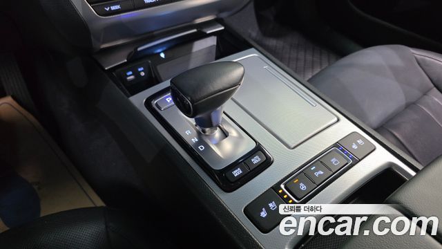 Genesis G80 2.2D AWD Luxury 2018 — фото 9