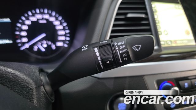 Genesis G80 2.2D AWD Luxury 2018 — фото 27
