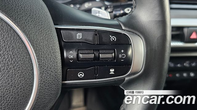 Kia K5 (III) 2.0 Prestige 2021 — фото 20