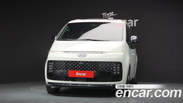 Hyundai Staria L3.5 Lounge 9-Seater Inspiration 2022 — фото 3
