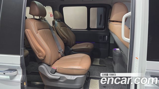 Hyundai Staria L3.5 Lounge 9-Seater Inspiration 2022 — фото 11