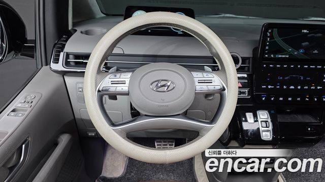 Hyundai Staria L3.5 Lounge 9-Seater Inspiration 2022 — фото 13