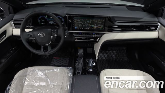 Toyota Camry (XV80) 2.5 XLE Premium Hybrid 2026 — фото 7