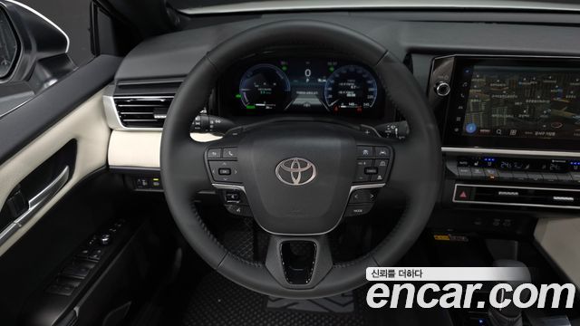 Toyota Camry (XV80) 2.5 XLE Premium Hybrid 2026 — фото 13