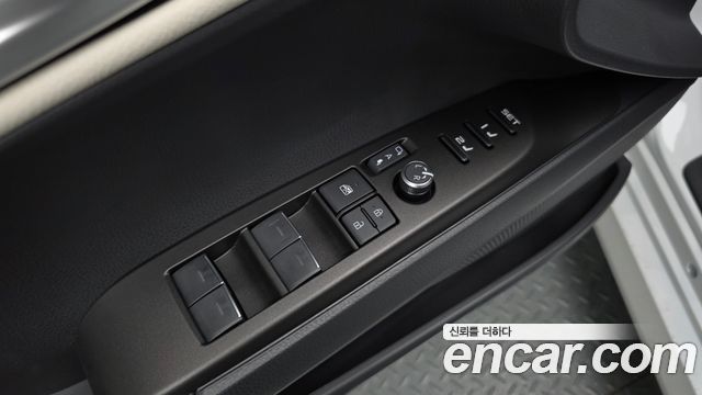 Toyota Camry (XV80) 2.5 XLE Premium Hybrid 2026 — фото 32
