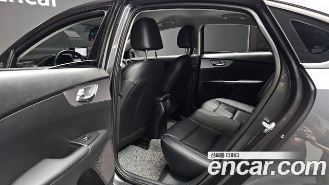 Kia K3 (II) 1.6 Prestige 2022 — фото 12