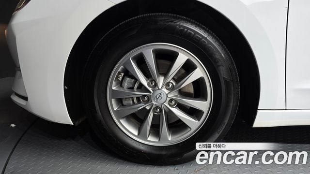 Hyundai Avante (AD) 1.6 Smart 2019 — фото 5
