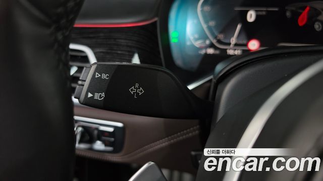 BMW 7 Series (G11) 745Le iPerformance M Sport 2020 — фото 30