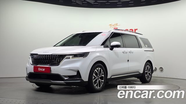 Kia Carnival (IV) Gasoline 9-Seater Signature 2023 — фото 1