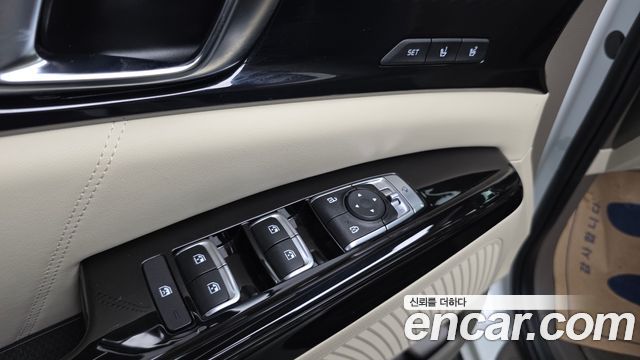 Kia Carnival (IV) Gasoline 9-Seater Signature 2023 — фото 12