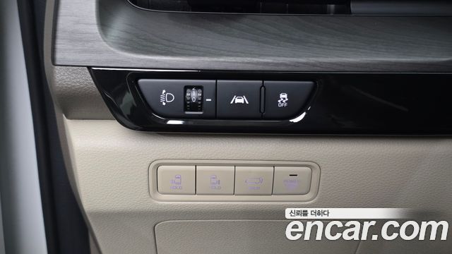 Kia Carnival (IV) Gasoline 9-Seater Signature 2023 — фото 13