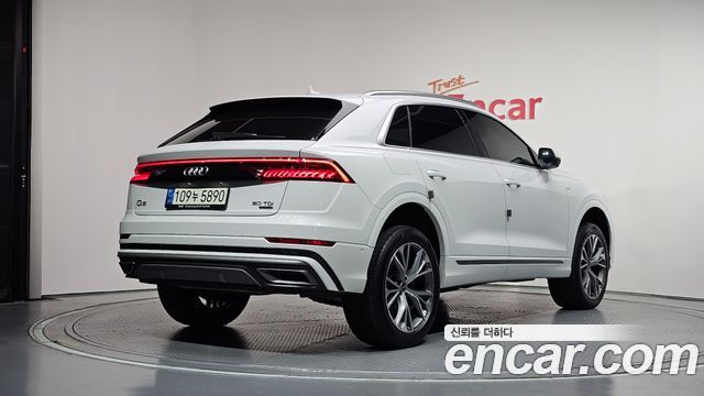 Audi Q8 (4M) 50 TDI Quattro Premium 2021 — фото 2