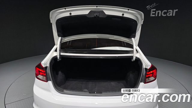 Hyundai Avante (AD) 1.6 Smart 2019 — фото 20