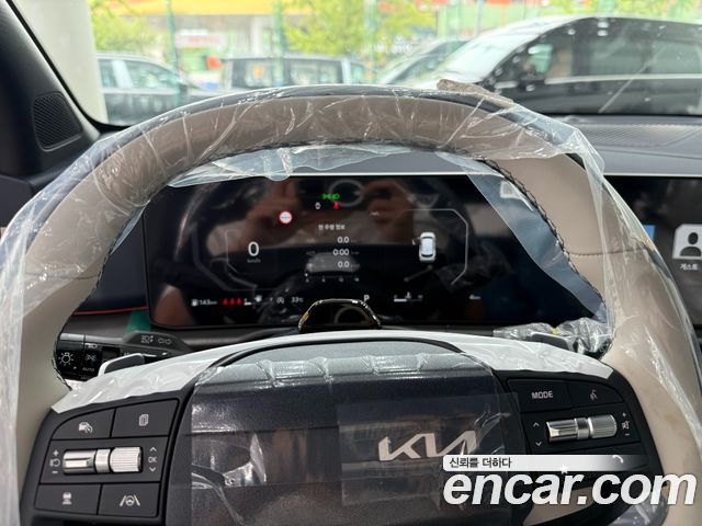 Kia Sportage (V) Gasoline 1.6 Turbo 2WD Signature X Line 2026 — фото 8