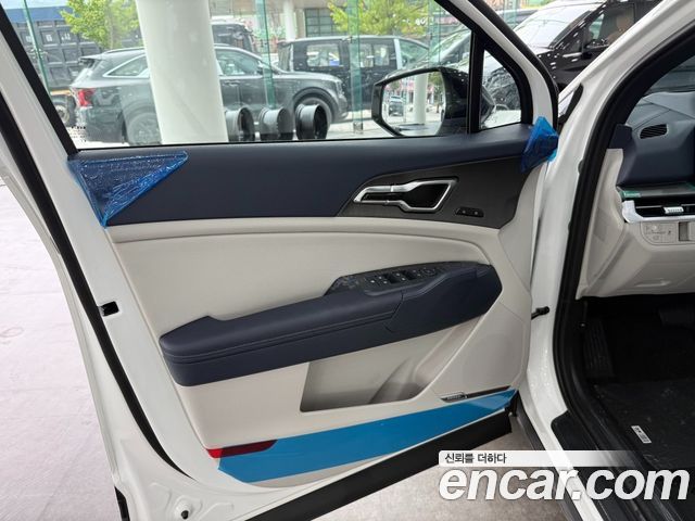 Kia Sportage (V) Gasoline 1.6 Turbo 2WD Signature X Line 2026 — фото 15