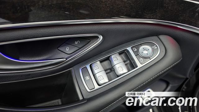 Mercedes-Benz S-Class (W222) S63 AMG 4MATIC+ 2018 — фото 37
