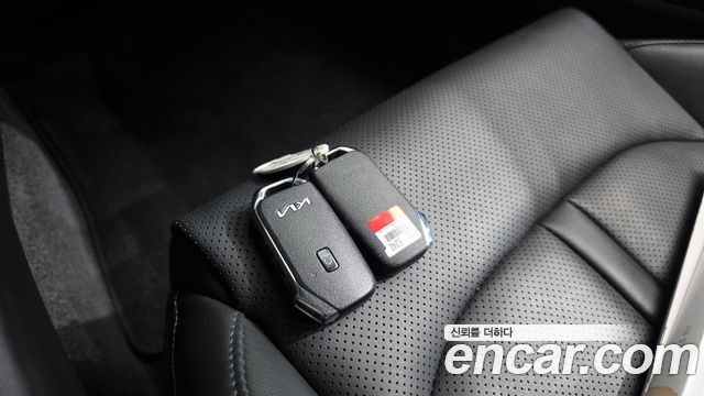 Kia K5 (III) 2.0 Prestige 2023 — фото 16