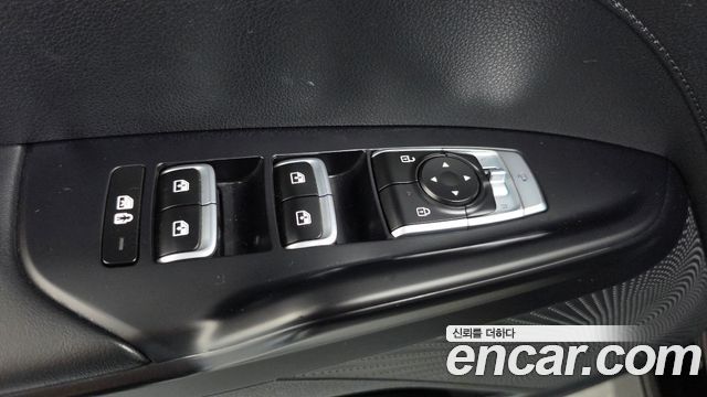 Kia K5 (III) 2.0 Prestige 2023 — фото 33