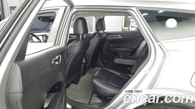 Kia Sportage (V) Diesel 2.0 2WD Prestige 2024 — фото 11